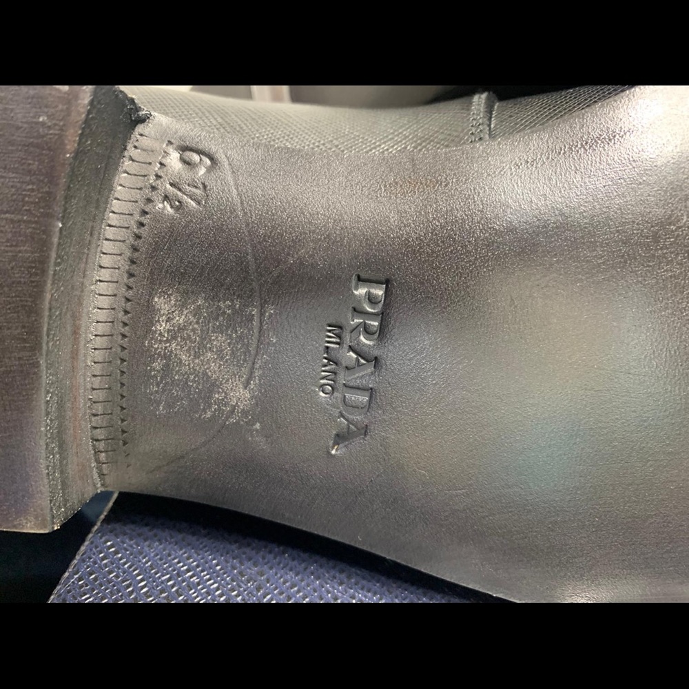 Prada Black Saffiano Leather Business Shoes - Picture 16 of 16